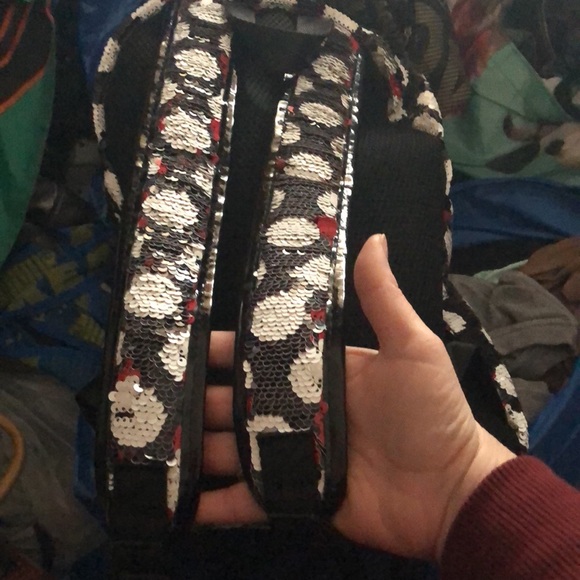 Temp price drop 1/11 🎠Disney Parks Minnie Mouse Backpack- 451 $30 or $25 w/offer - Picture 4 of 4